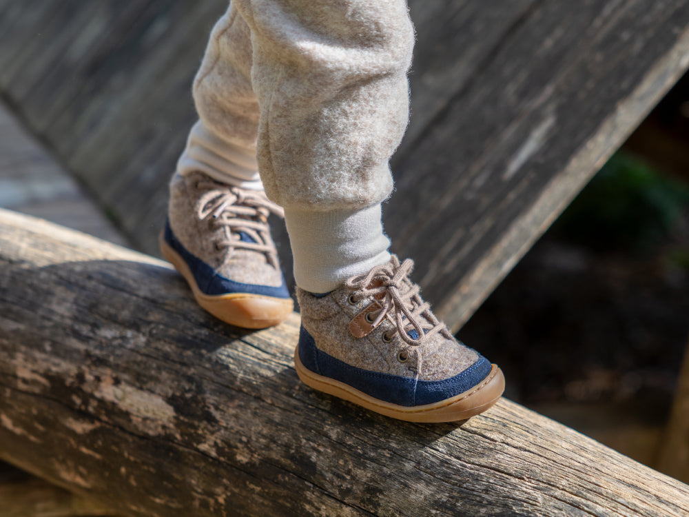 Ab wann Lauflernschuhe? Tipps für die ersten Kinderschuhe