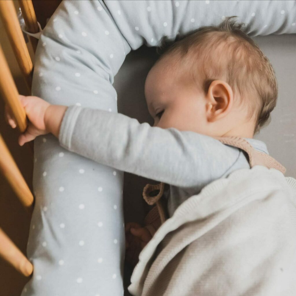 Wie finde ich den richtigen Schlafsack für mein Kind?