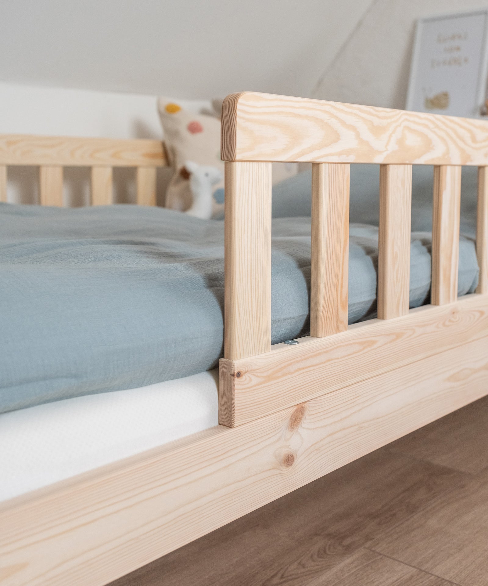 Nahaufnahme Rausfallschutz Kiefer Natur.