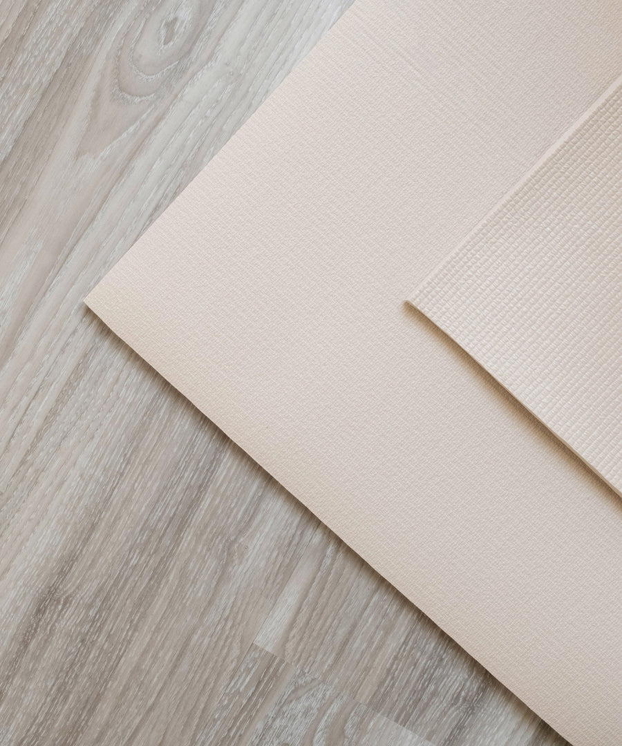 Farbe von der Krabbelmatte*Ausführung in Beige.|Oberseitenstruktur Krabbelmatte PRO Beige.