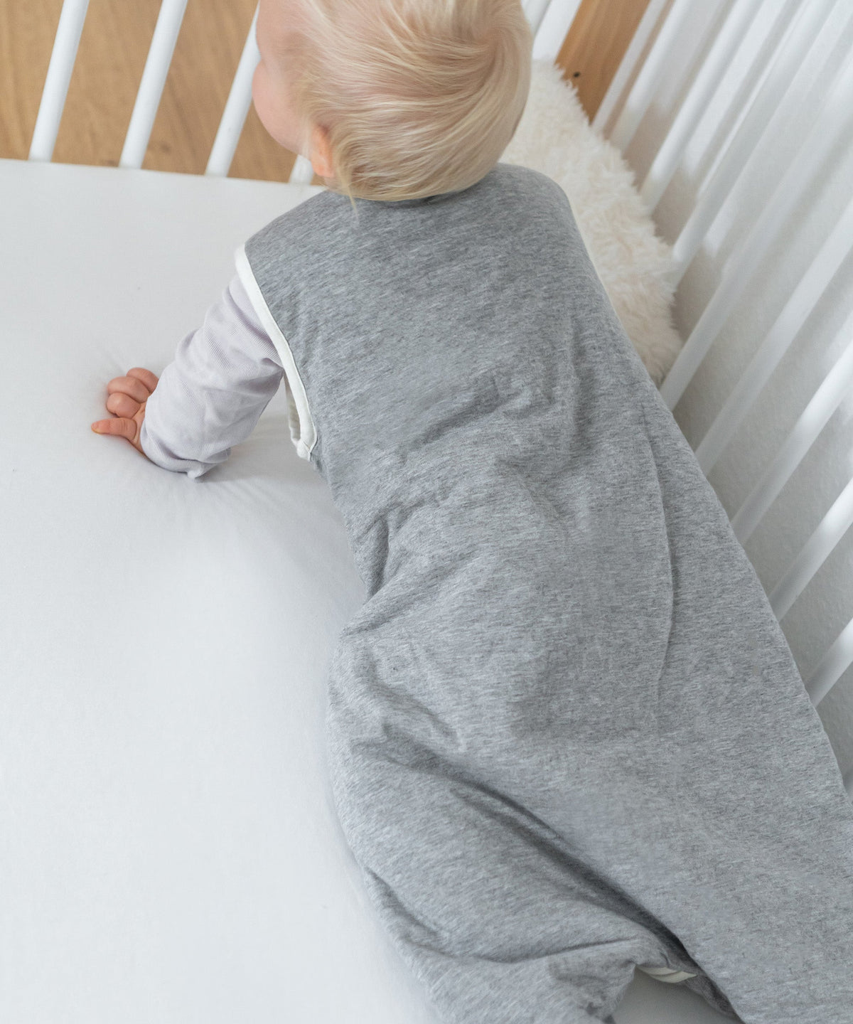 Baby-Schlafsack mit Beinen und Wollfüllung (B-Ware).
