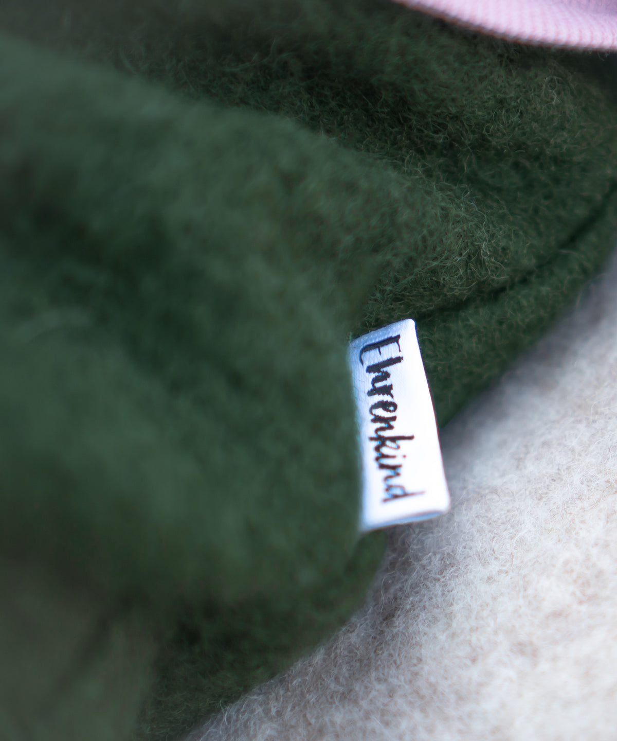 Nahaufnahme der Walkhose.