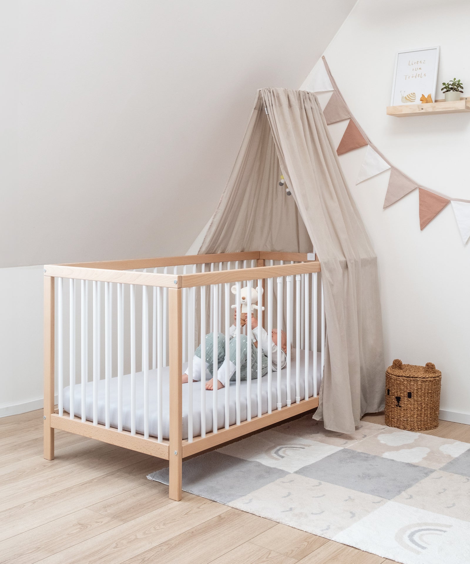 Das Deko-Set Baldachin verleiht den Wohlfühlfaktor.