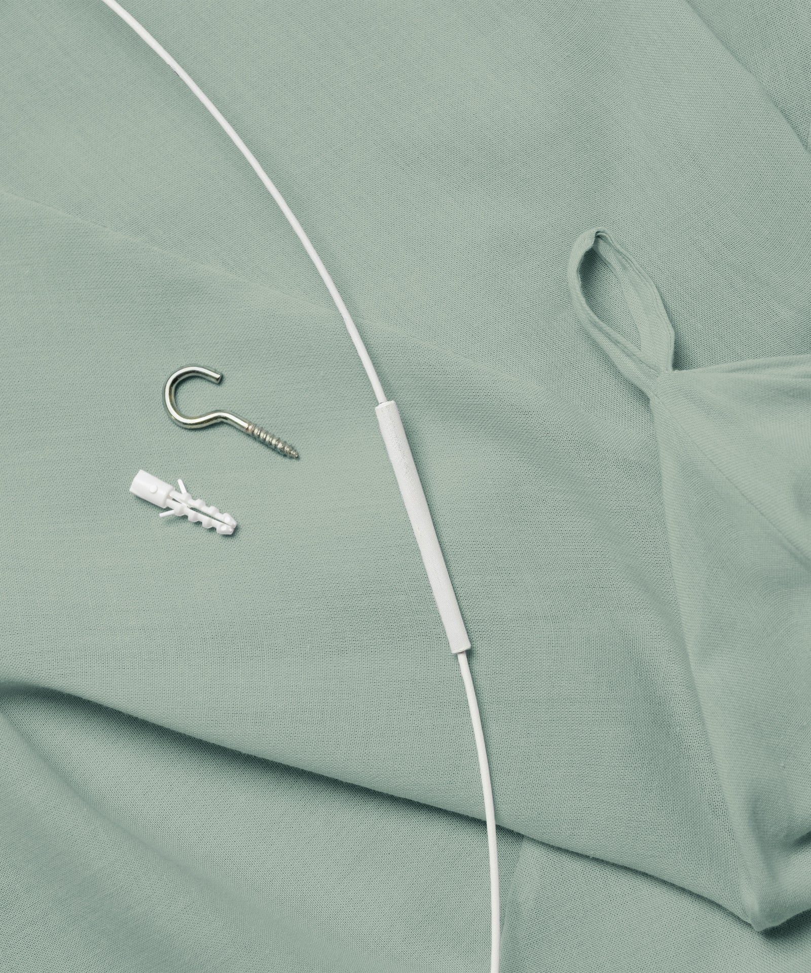 Einfach & praktisch*Mit Metallring, Dübel und Haken leicht anzubringen. Der abnehmbare Ring ermöglicht einfache Pflege und Reinigung.|Montage-Set für den Baldachin in Grün mit Haken und Dübel.