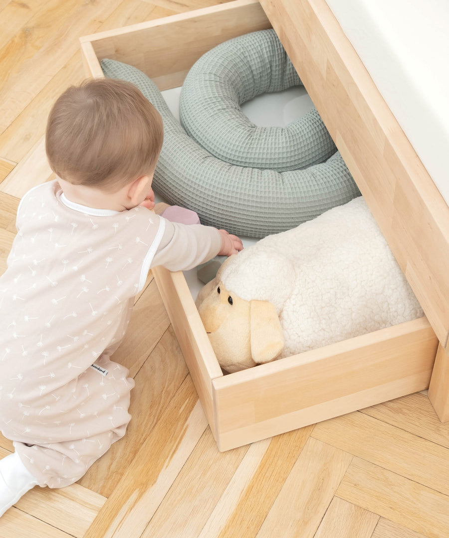 Baby ist an der passende Schubladen zu den Birke Betten Plano.