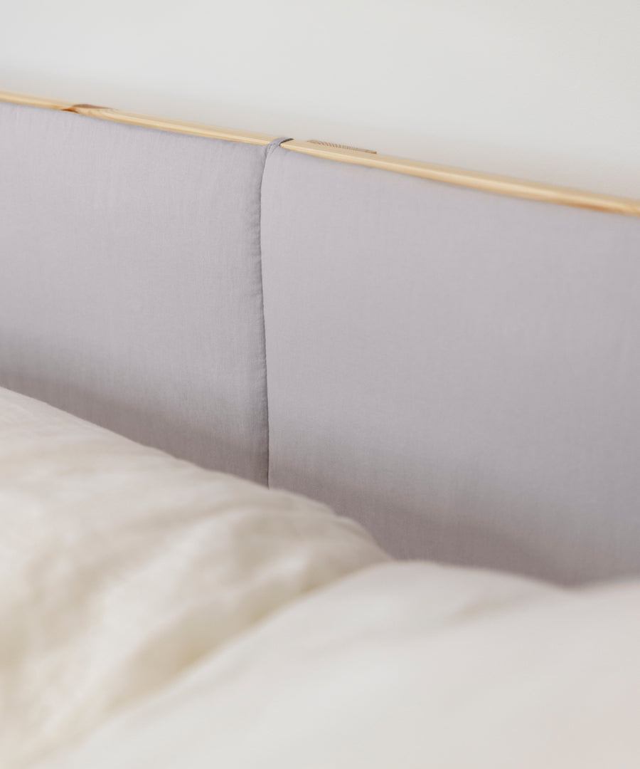 Hochwertige Bio-Baumwolle*Der Oberstoff aus 100% feinfädigem Renforcé in Bio-Qualität ist atmungsaktiv und besonders sanft zur Haut.|Bettumrandung aus atmungsaktiver Bio-Renforcé-Baumwolle.