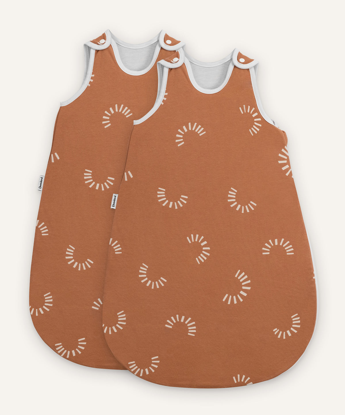 2er Bundle Ehrenkind Baby-Sommerschlafsack rund in zimt mit Muster.