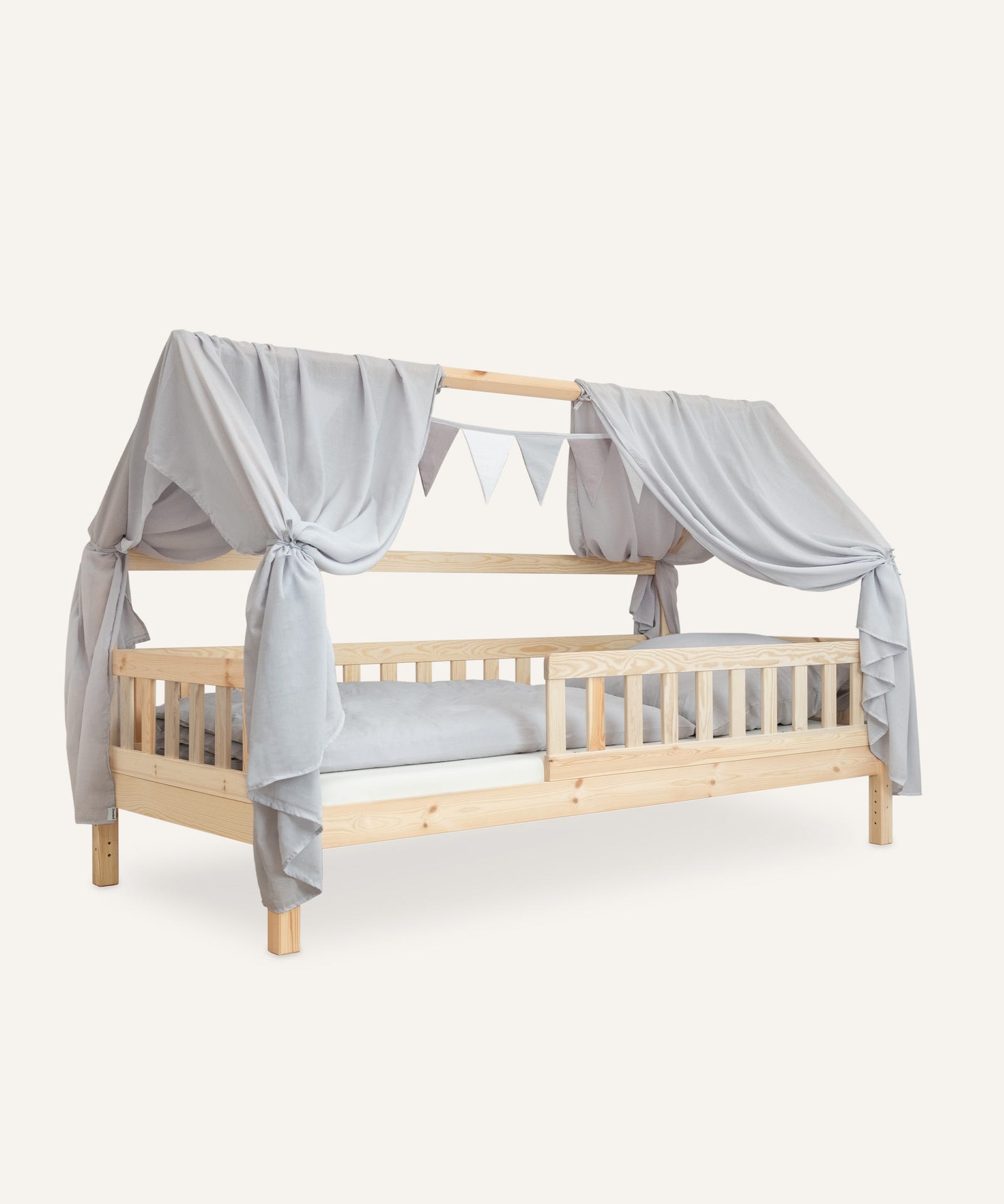 Dekorations-Set Betthimmel mit Wimpelkette in Hellgrau für Hausbett.