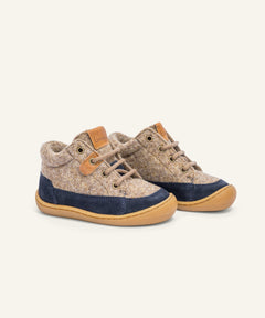 Ehrenkind Lauflernschuhe Wollfilz in Dunkelblau.