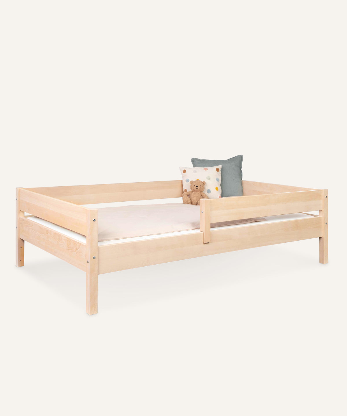 Kinderbett Buche ohne Zubehör natur 120 × 200 cm.