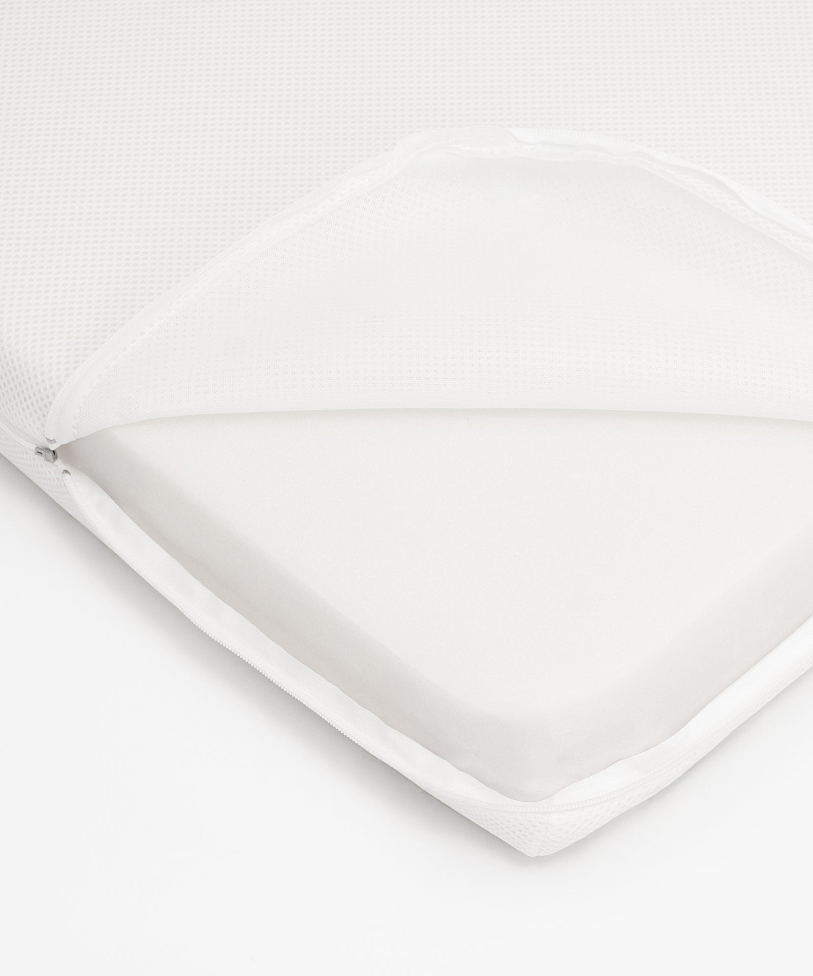 Schadstoffgeprüfte Materialien*Geprüfte Materialien und OEKO-TEX® STANDARD 100 sorgen für einen unbedenklichen Einsatz im Kinderzimmer.|Kindermatratze aus geprüften und OEKO-TEX zertifizierten Materialien