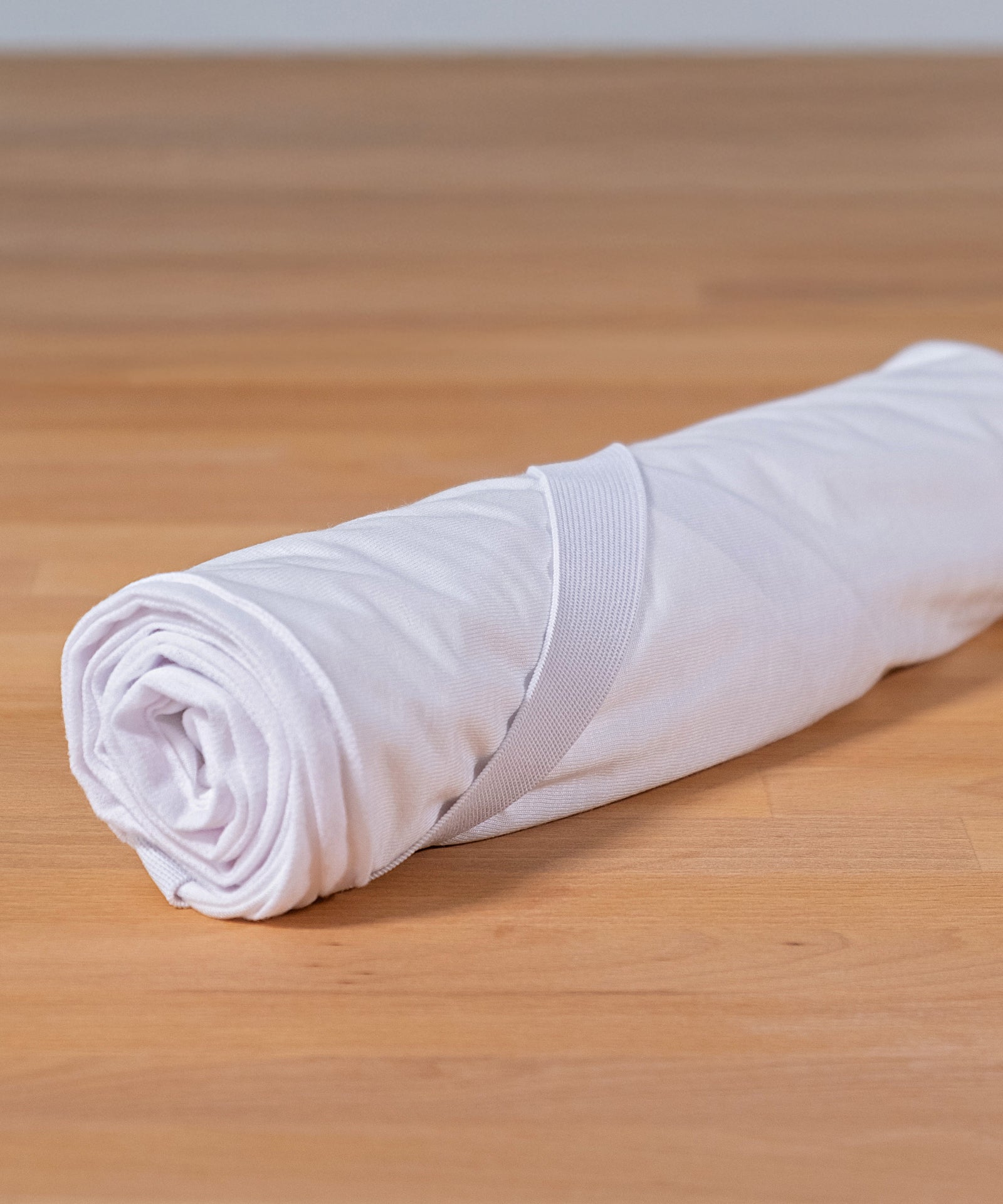 Ideal für unterwegs*Leicht, dünn und schnell eingepackt - perfekt für Reisen, Übernachtungen oder als zusätzlicher Schutz im Gästezimmer.|Leichte Matratzenauflage platzsparend gefaltet für Reisen