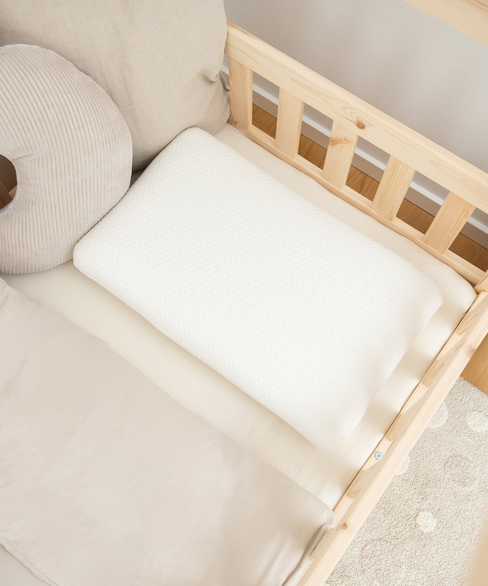 Ehrenkind Nackenstützkissen.