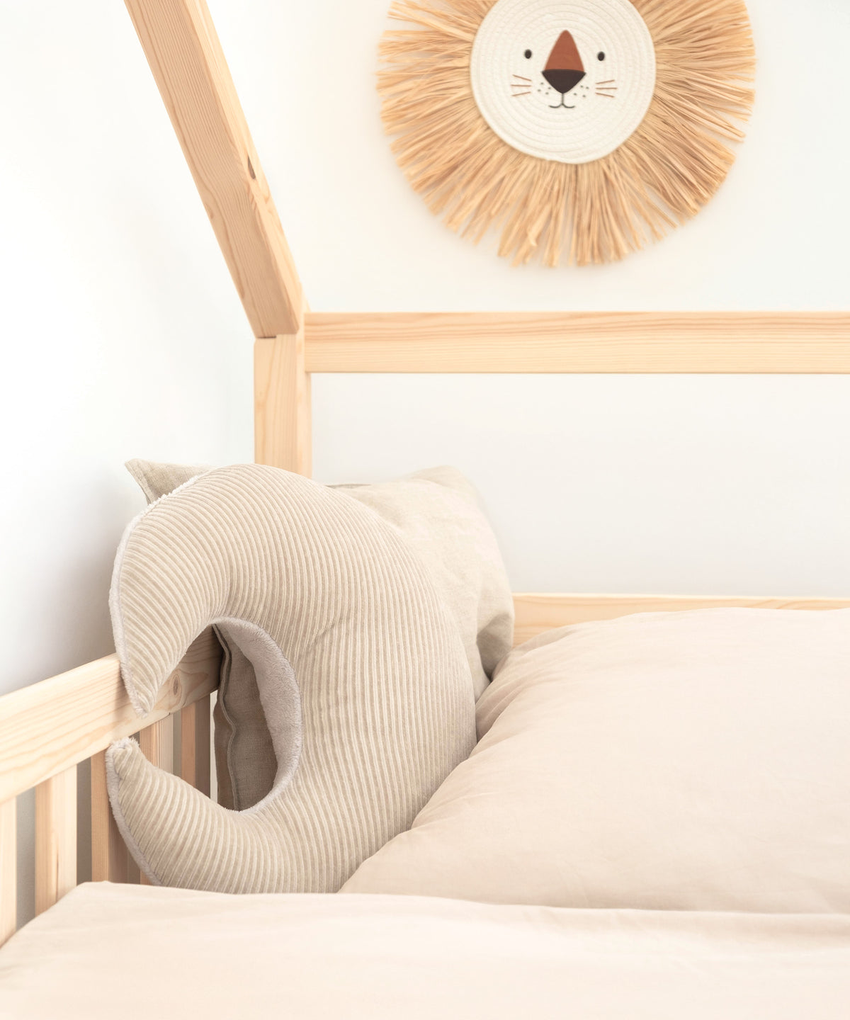Nahaufnahme von der Bettwäsche in dem Panorama Hausbett.