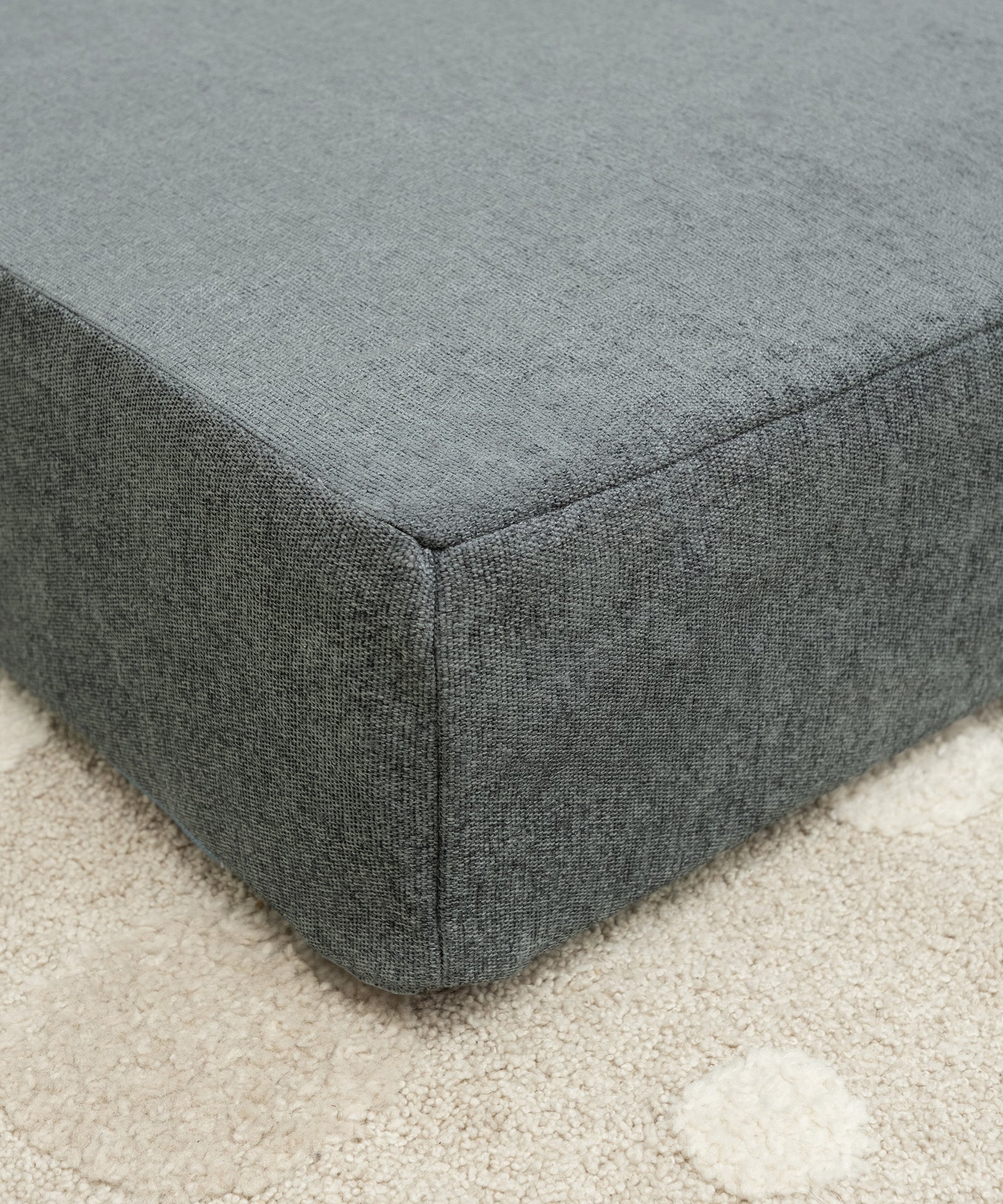 Detailaufnahme Hüpfpolster Web Petrol.