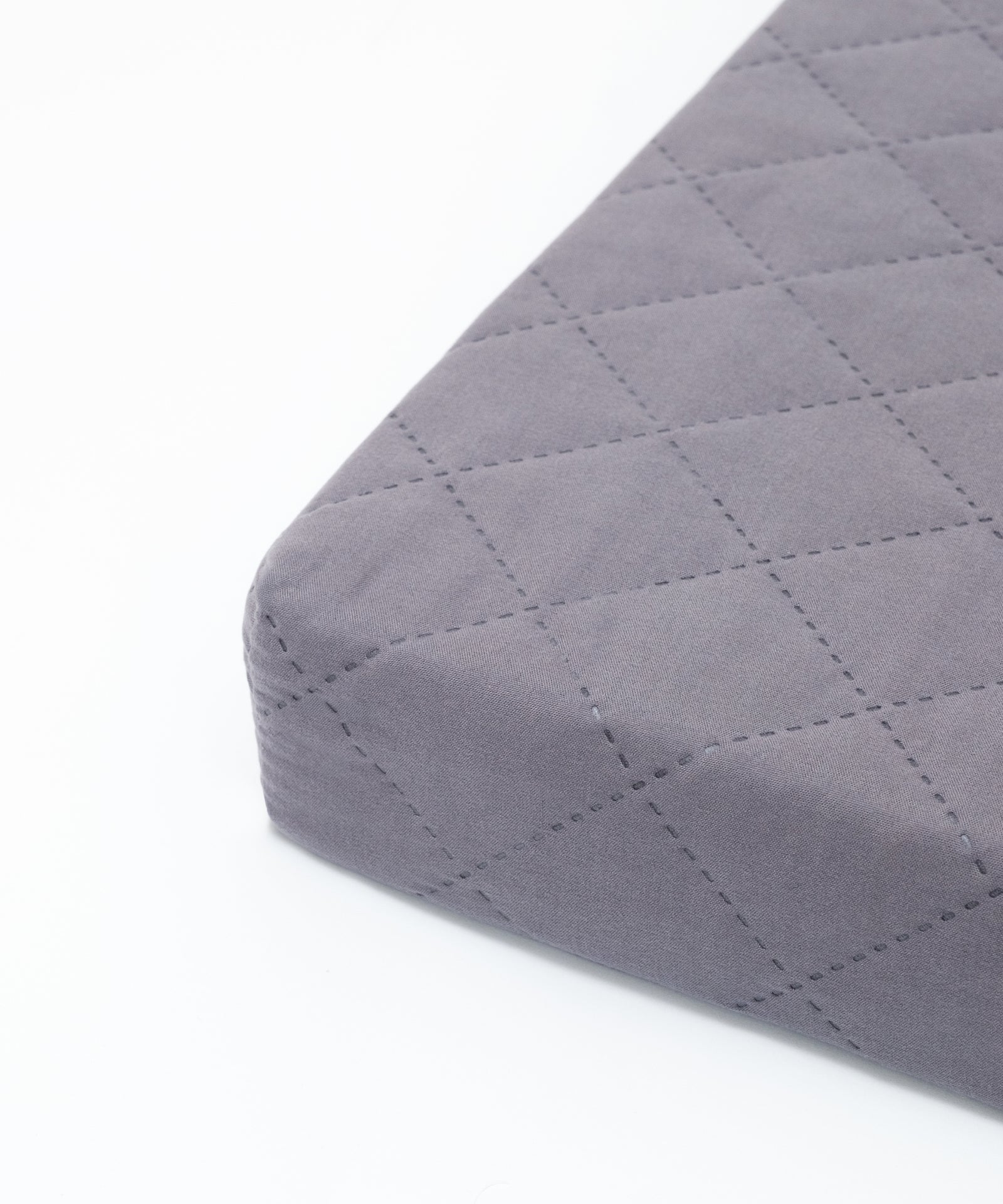 Schadstoffgeprüfte Materialien*Geprüfte Materialien und OEKO-TEX® STANDARD 100 sorgen für einen unbedenklichen Einsatz im Kinderzimmer.|Schadstoffgeprüfte Reisematratze mit OEKO-TEX zertifizierten Materialien
