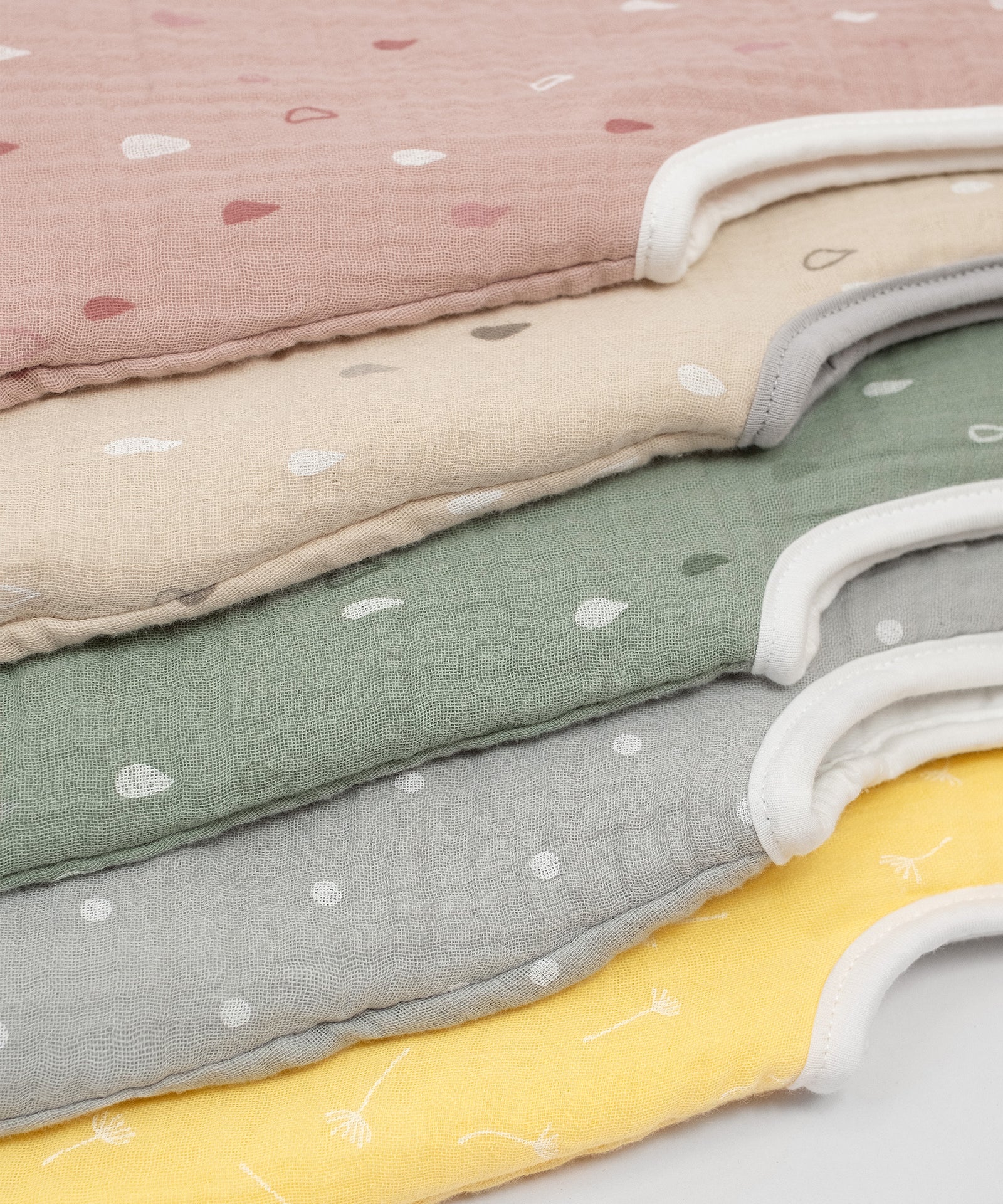 Schlafsack mit Füßen 2.5 TOG aus Musselin in 5 Farben.