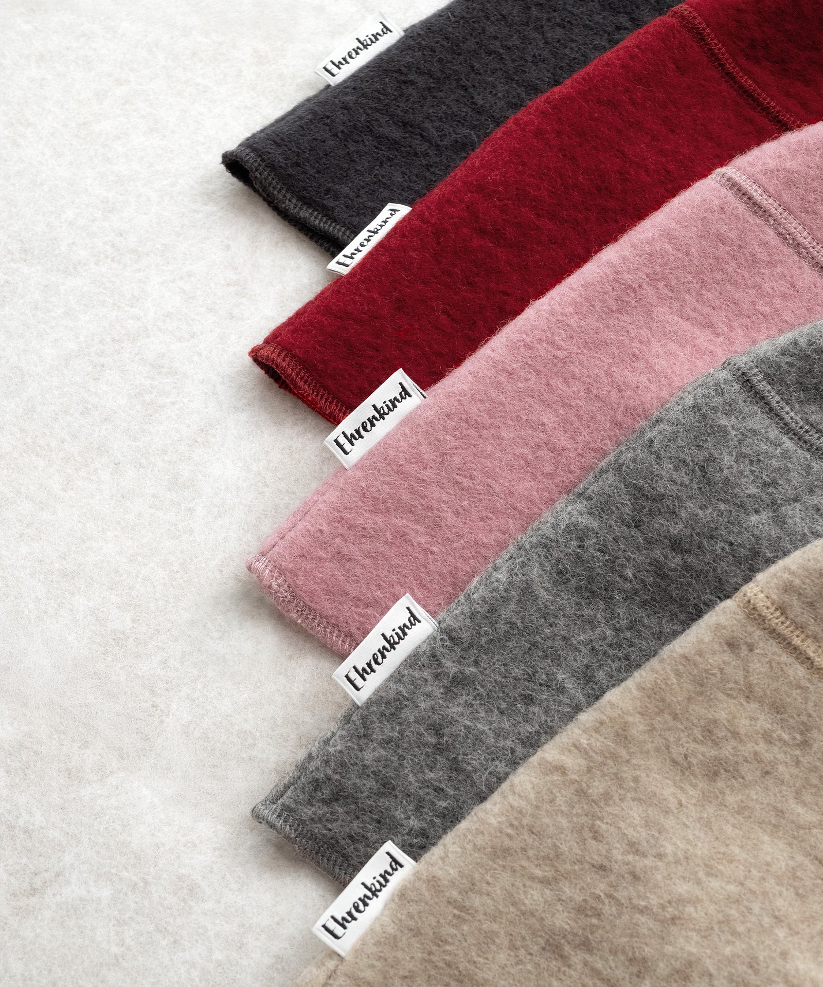 Walkrock in fünf verschiedenen Farben.