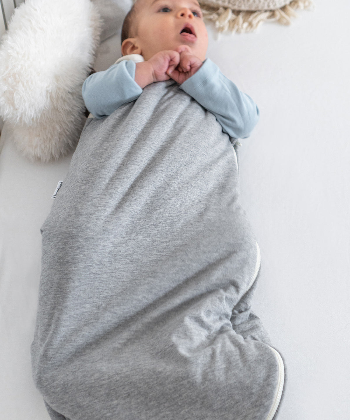 Baby-Schlafsack mit Wollfüllung.