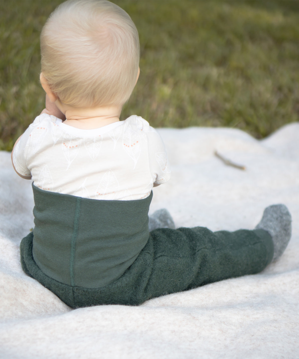 Walkhose mit Bündchen.